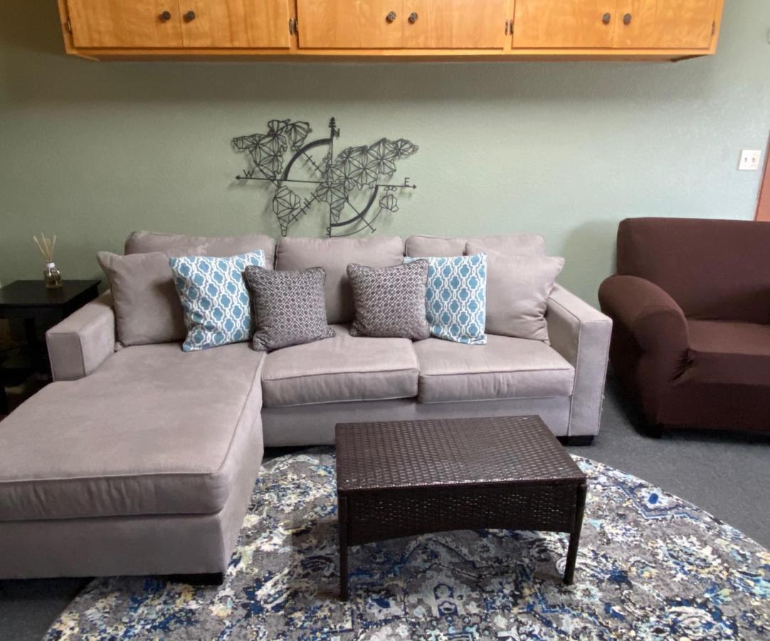 Kin House Guest Suite Oakhurst Exteriör bild