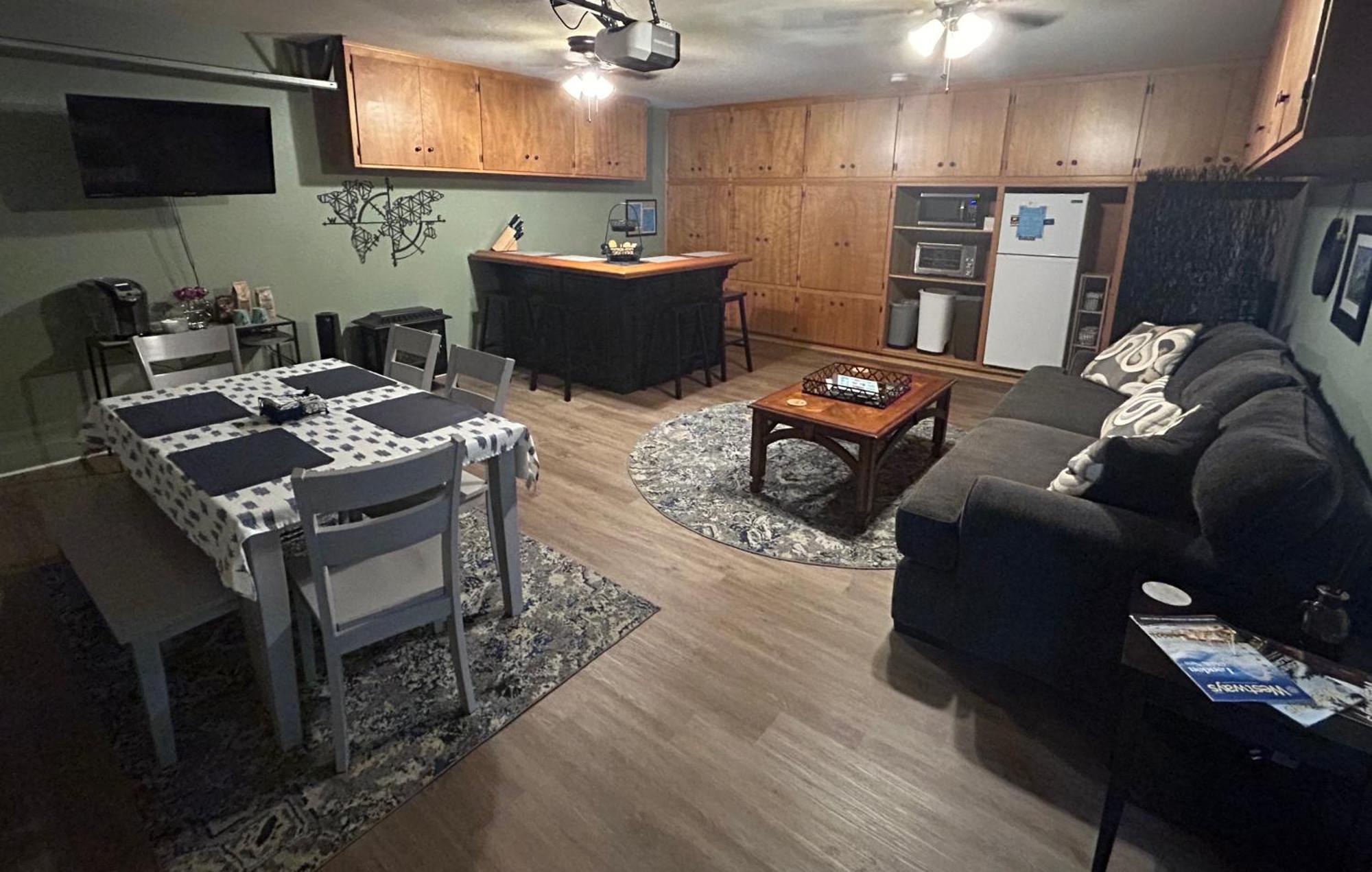Kin House Guest Suite Oakhurst Exteriör bild